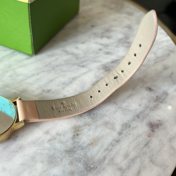 Kate Spade Watch - Picture 7 of 7